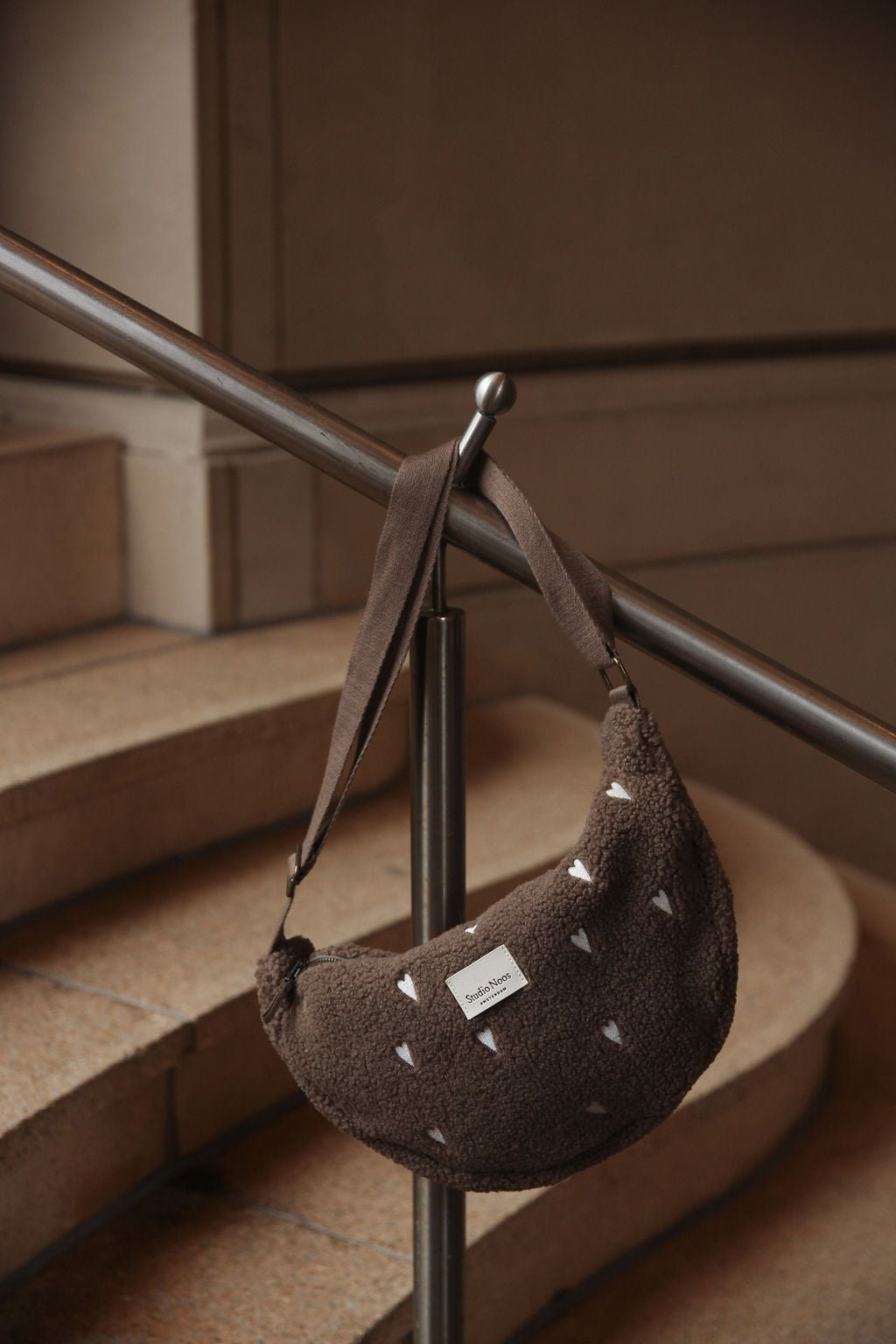 Crossbody ledvinka STUDIO NOOS Brown Teddy Hearts | Stylové doplňky pro děti a ženy | Lavly.cz