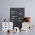 Dárkový kufřík s personalizovaným nádobím pro děti DESIGN LETTERS - Lavly