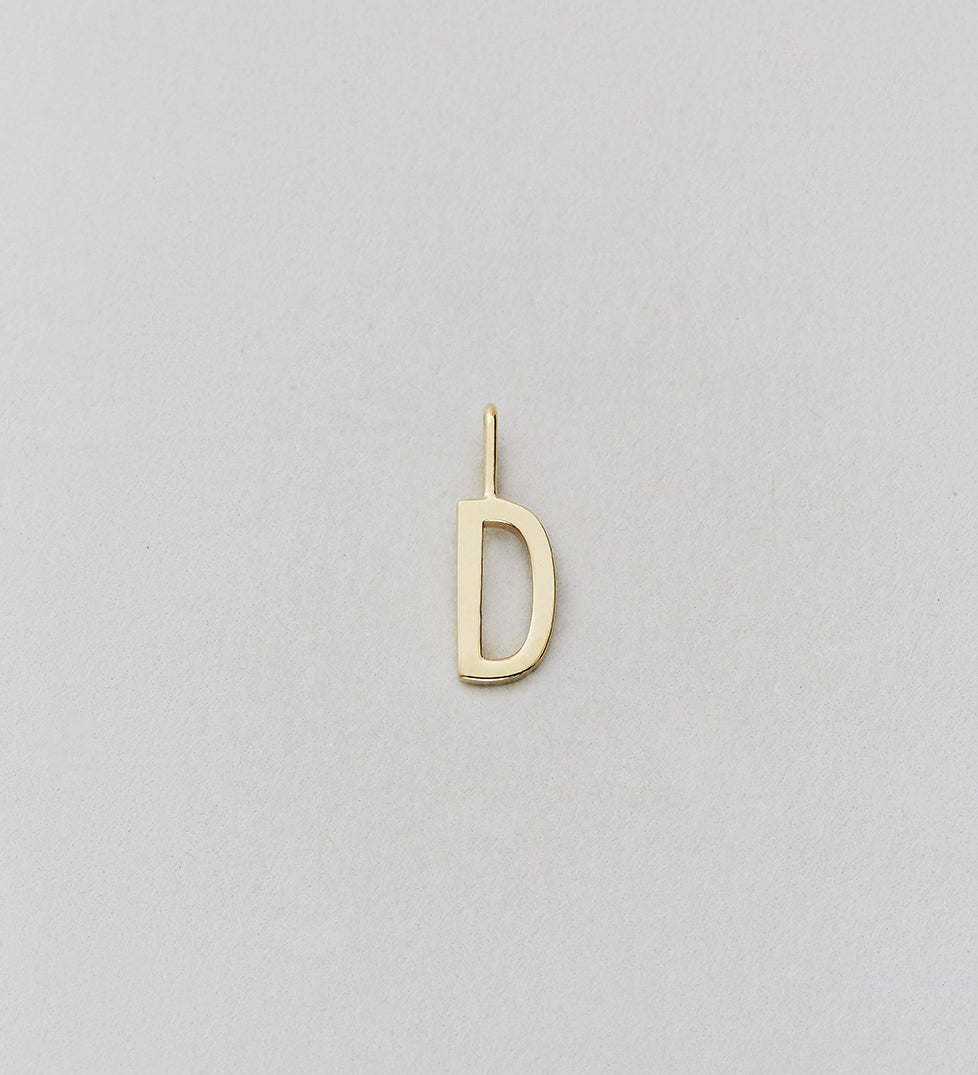 Zlatý přívěsek Písmeno A-Z - 10 mm DESIGN LETTERS - Lavly
