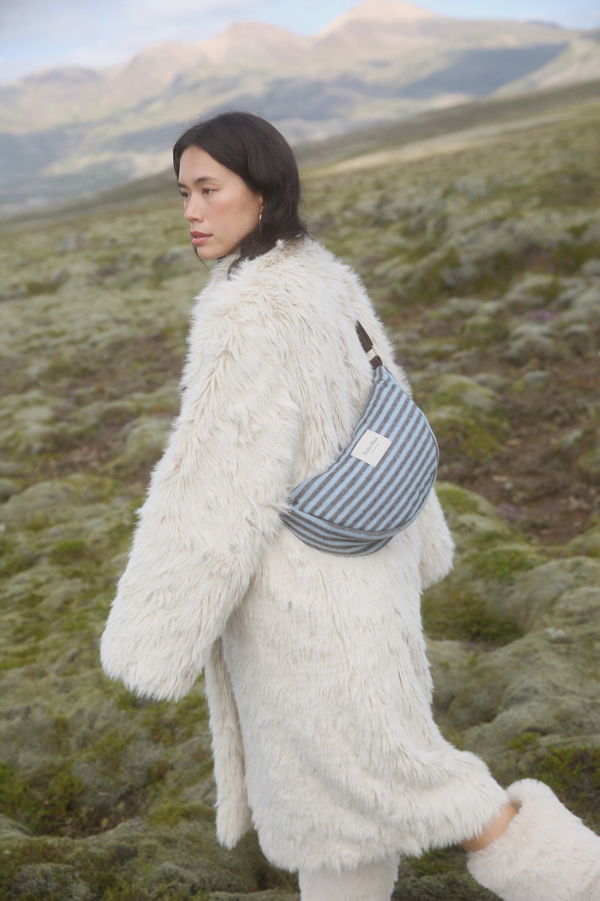 Crossbody ledvinka STUDIO NOOS Light Blue / Brown Stripy Wool | Lavly.cz