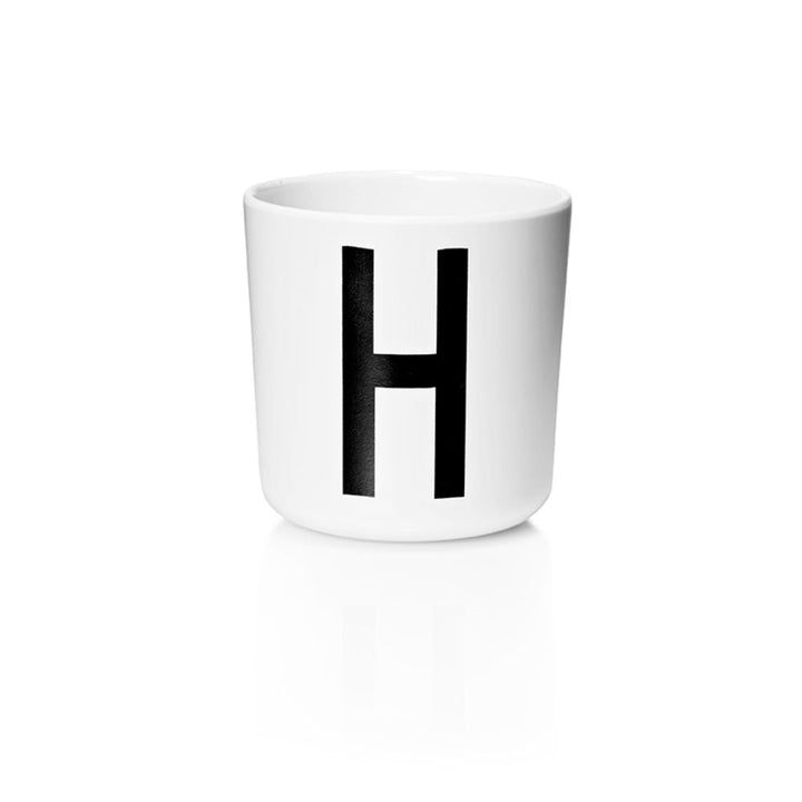 Detský personalizovaný téglik s písmenom DESIGN LETTERS