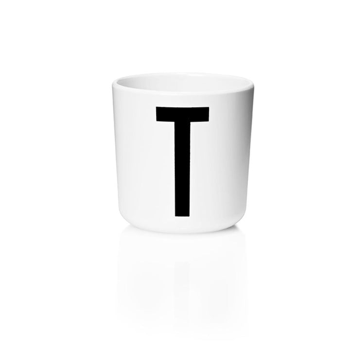 Detský personalizovaný téglik s písmenom DESIGN LETTERS