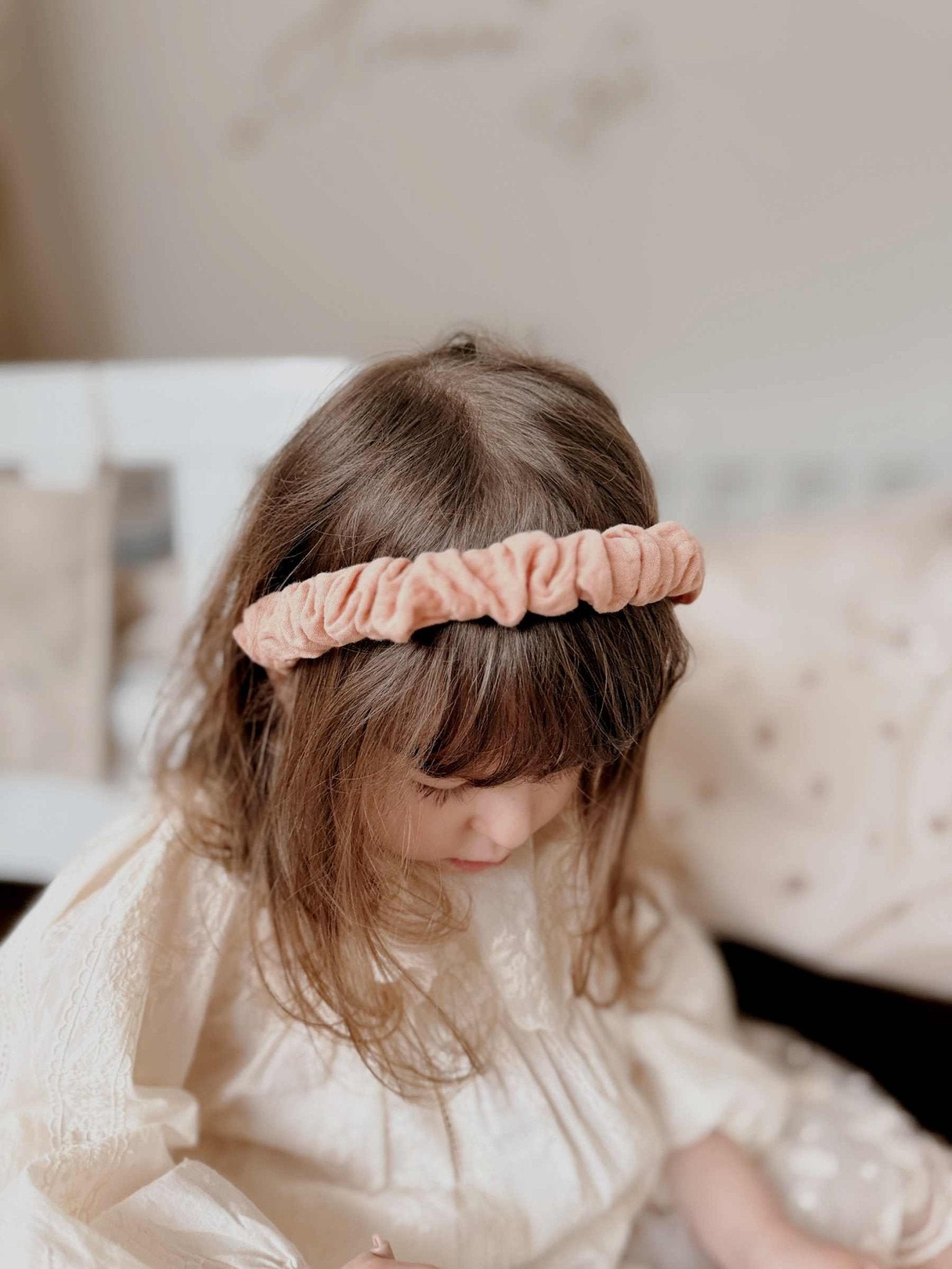 Čelenka MRS. ERTHA Blush | Stylové doplňky pro děti a ženy | Lavly.cz