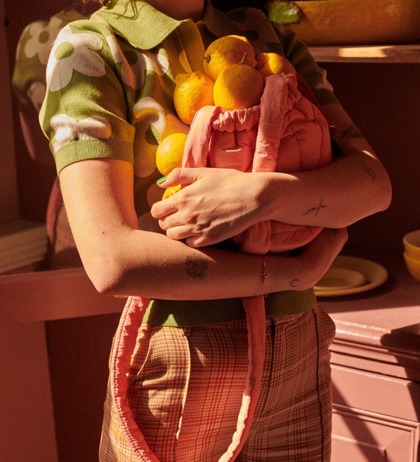 Crossbody kabelka se stahováním THE STICKY SIS CLUB French Pink | Lavly.cz