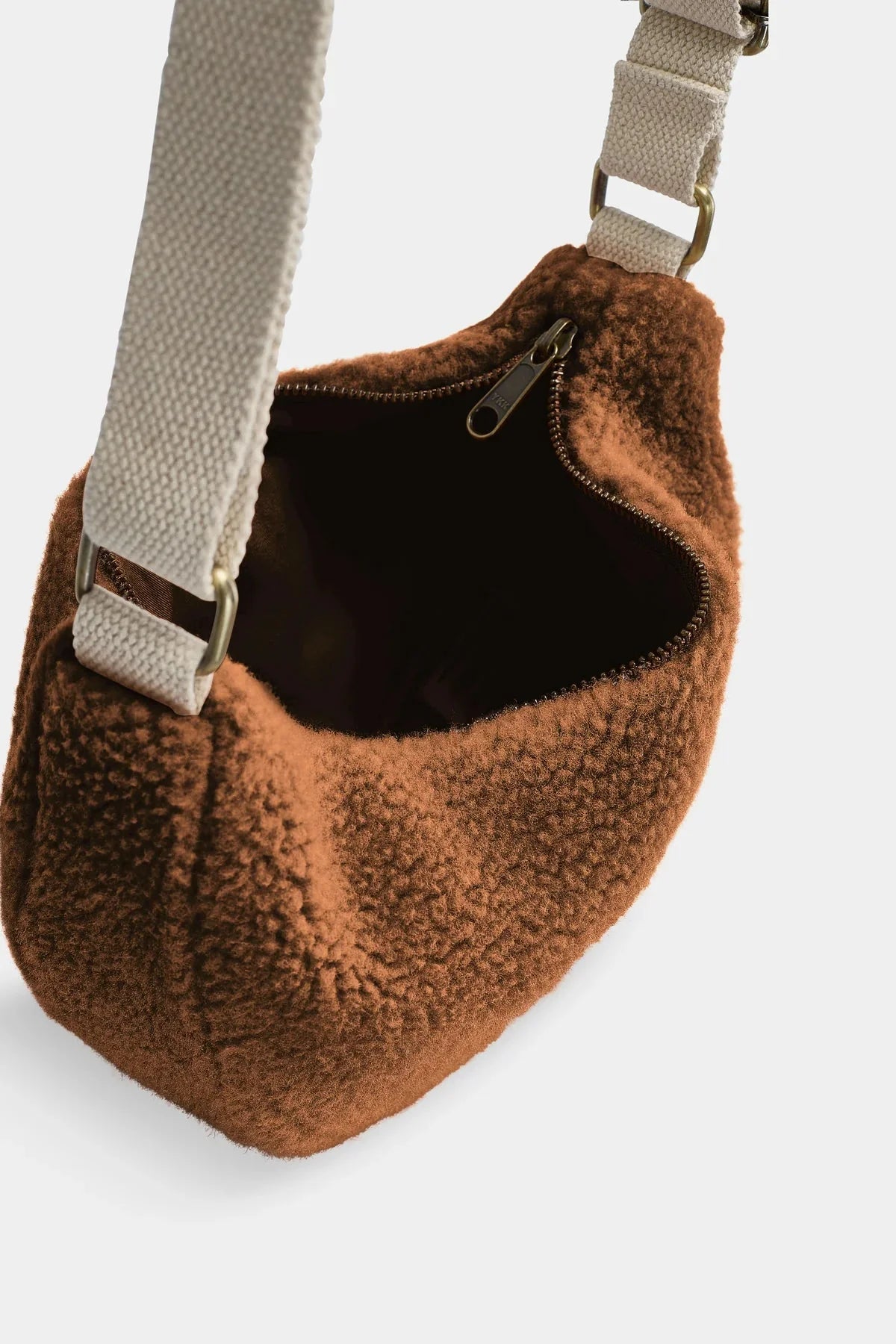 Crossbody ledvinka HINDBAG Andrea Teddy Brown | Lavly.cz