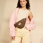 Crossbody ledvinka HINDBAG Olivia Leopard Cinnamon | Lavly.cz