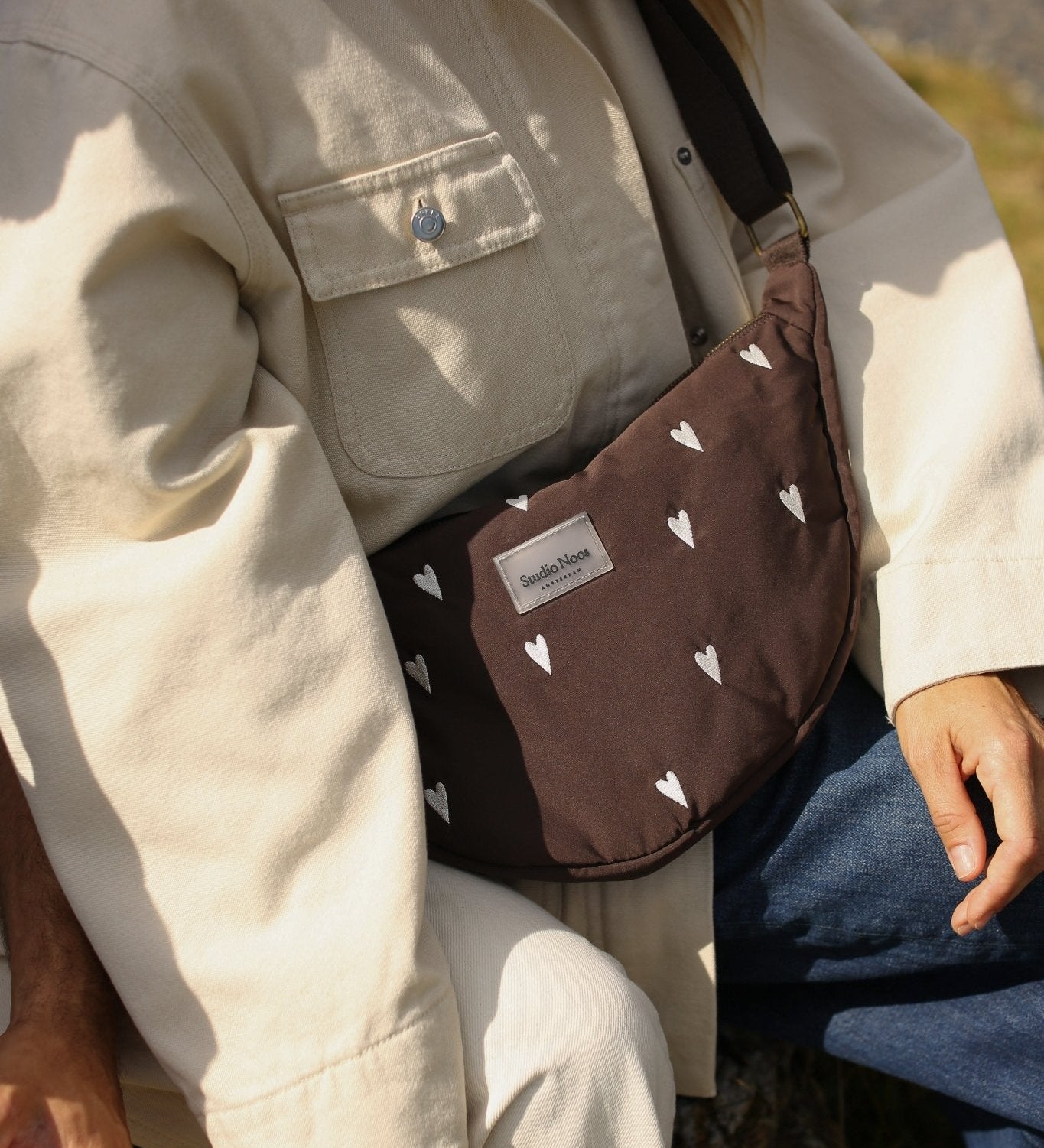 Crossbody ledvinka STUDIO NOOS Brown Hearts Puffy | Stylové doplňky pro děti a ženy | Lavly.cz