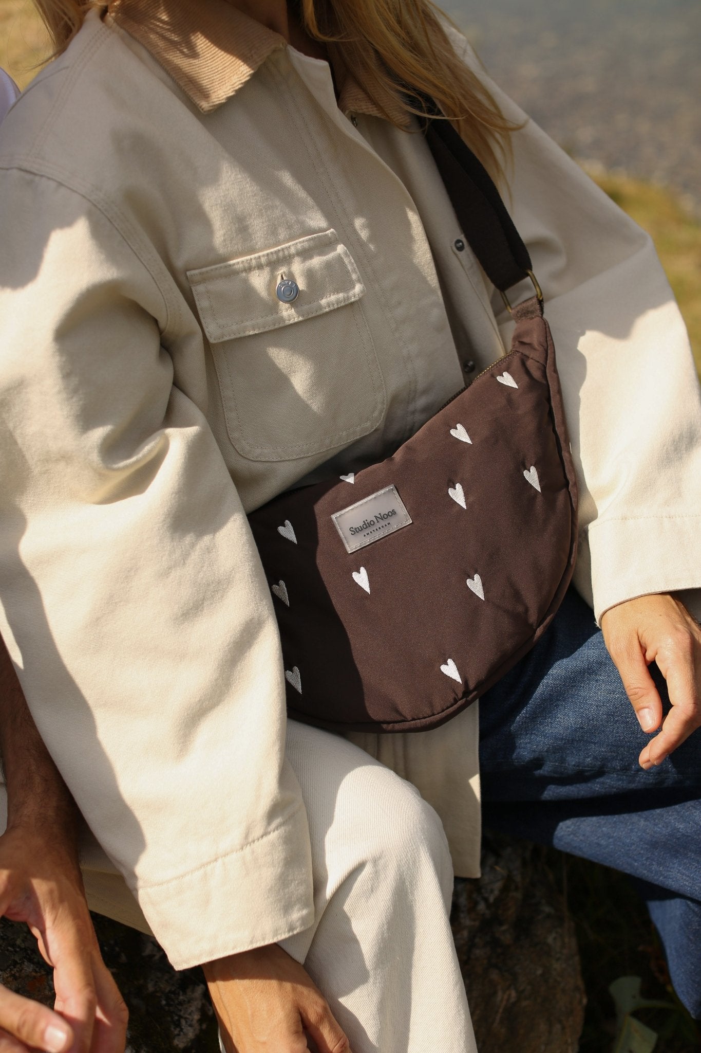 Crossbody ledvinka STUDIO NOOS Brown Hearts Puffy | Stylové doplňky pro děti a ženy | Lavly.cz