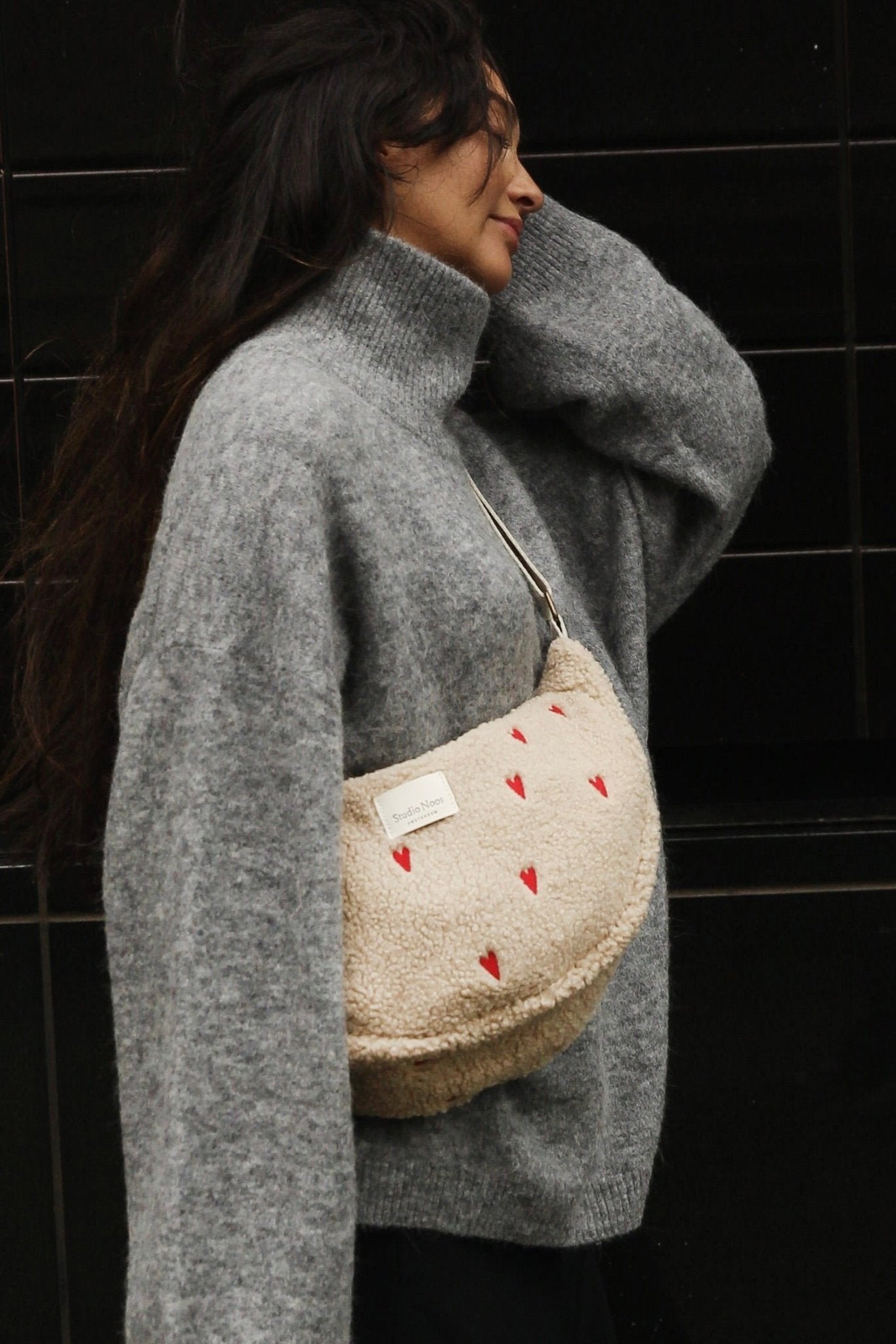 Crossbody ledvinka STUDIO NOOS Ecru Teddy Hearts | Stylové doplňky pro děti a ženy | Lavly.cz