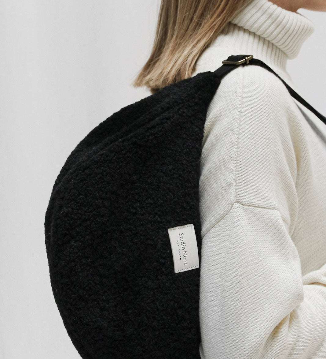 Crossbody ledvinka STUDIO NOOS Teddy Black | Stylové doplňky pro děti a ženy | Lavly.cz