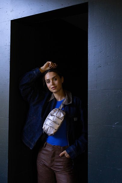 Crossbody ledvinka TINNE+MIA Cilou Greige Gold | Lavly.cz