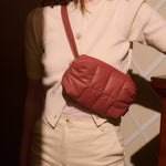 Crossbody ledvinka TINNE+MIA Cilou Red Wood | Lavly.cz