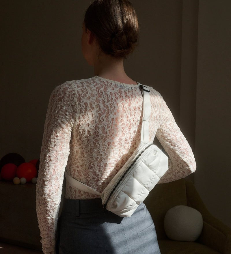 Crossbody ledvinka TINNE+MIA Cilou White | Lavly.cz