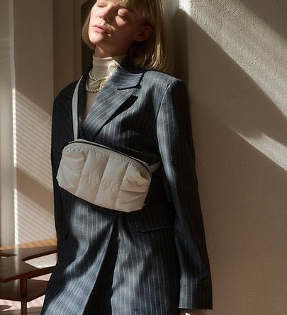 Crossbody ledvinka TINNE+MIA Cilou White | Lavly.cz