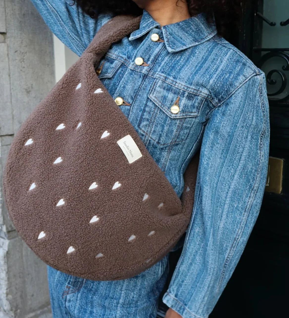 Crossbody taška STUDIO NOOS Teddy Brown Hearts | Lavly.cz