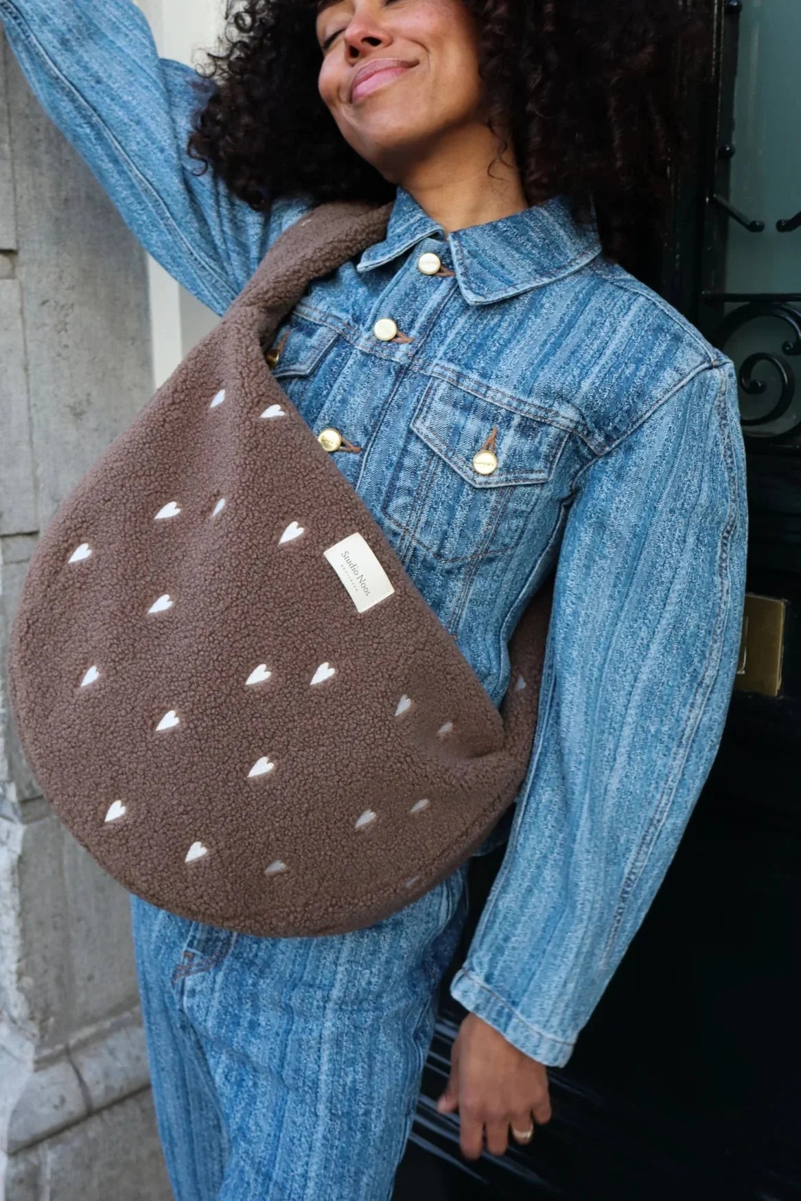Crossbody taška STUDIO NOOS Teddy Brown Hearts | Lavly.cz