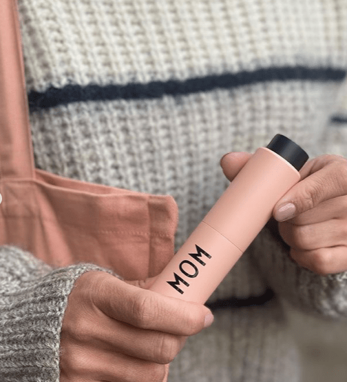 Dárková sada DESIGN LETTERS MOM | Stylové doplňky pro děti a ženy | Lavly.cz