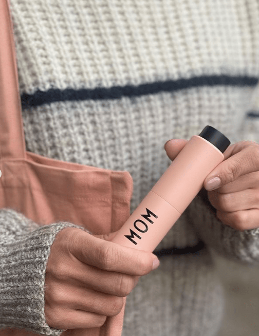 Dárková sada DESIGN LETTERS MOM | Stylové doplňky pro děti a ženy | Lavly.cz