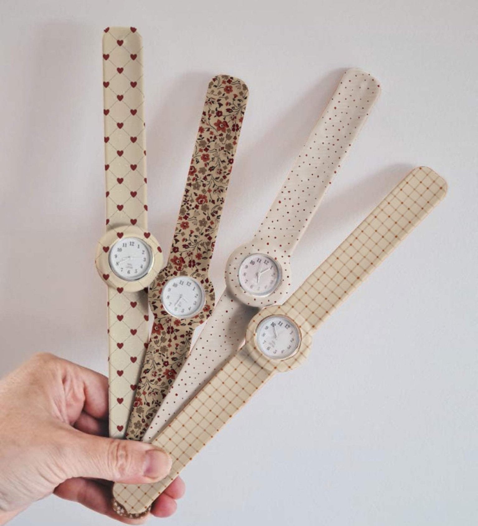 Dětské hodinky MRS. ERTHA Strapies Organic Squares | Lavly.cz