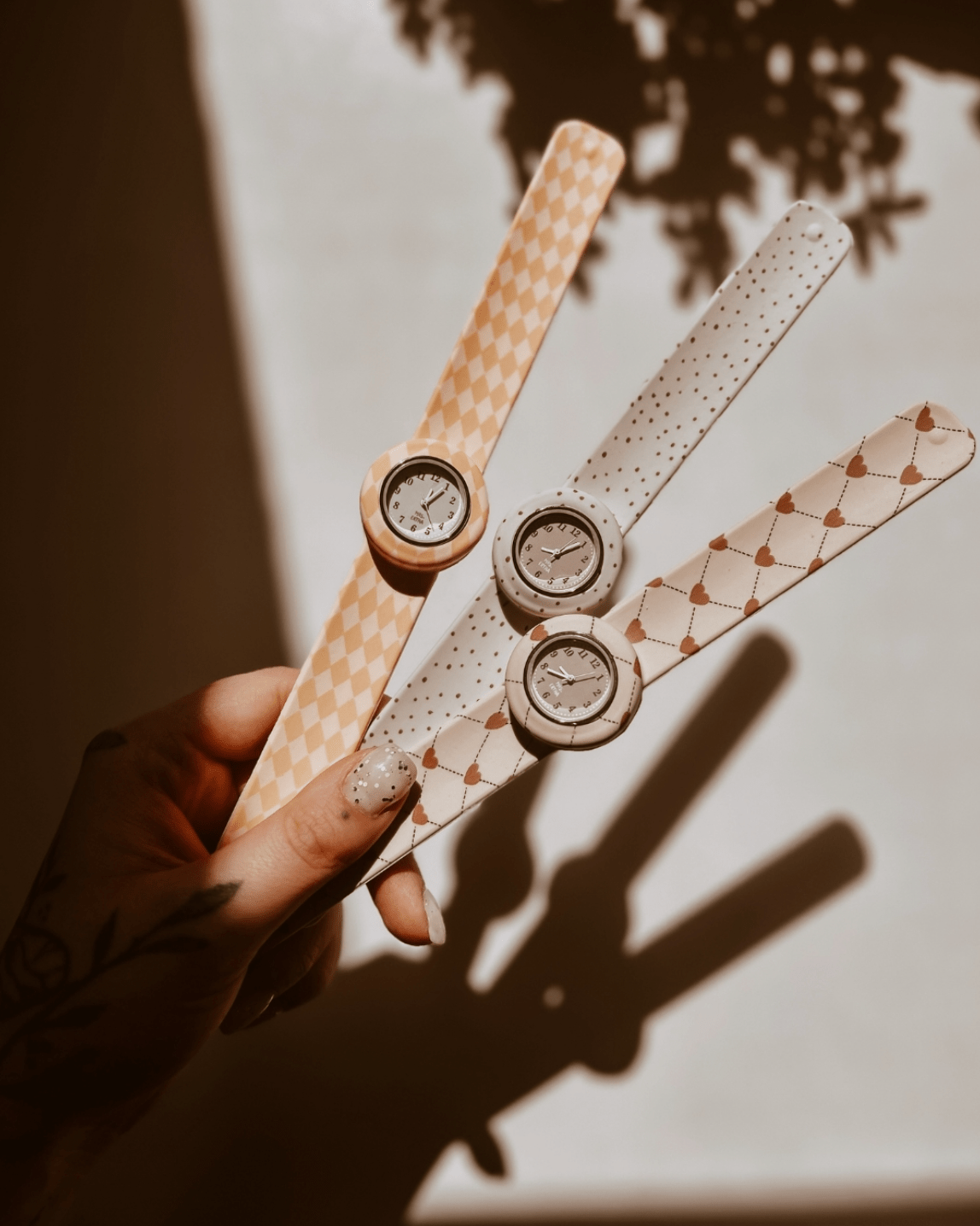 Dětské hodinky MRS. ERTHA Strapies Unique Dots | Lavly.cz