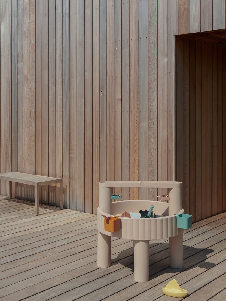 Dětský hrací stolek s aktivitami LIEWOOD Sepp Sandy Multi Mix | Lavly.cz