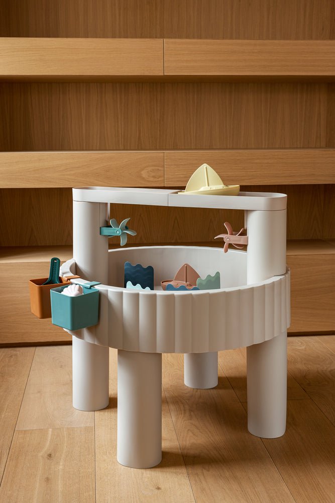 Dětský hrací stolek s aktivitami LIEWOOD Sepp Sandy Multi Mix | Lavly.cz