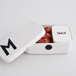 Dětský personalizovaný svačinový box DESIGN LETTERS | Stylové doplňky pro děti a ženy | Lavly.cz