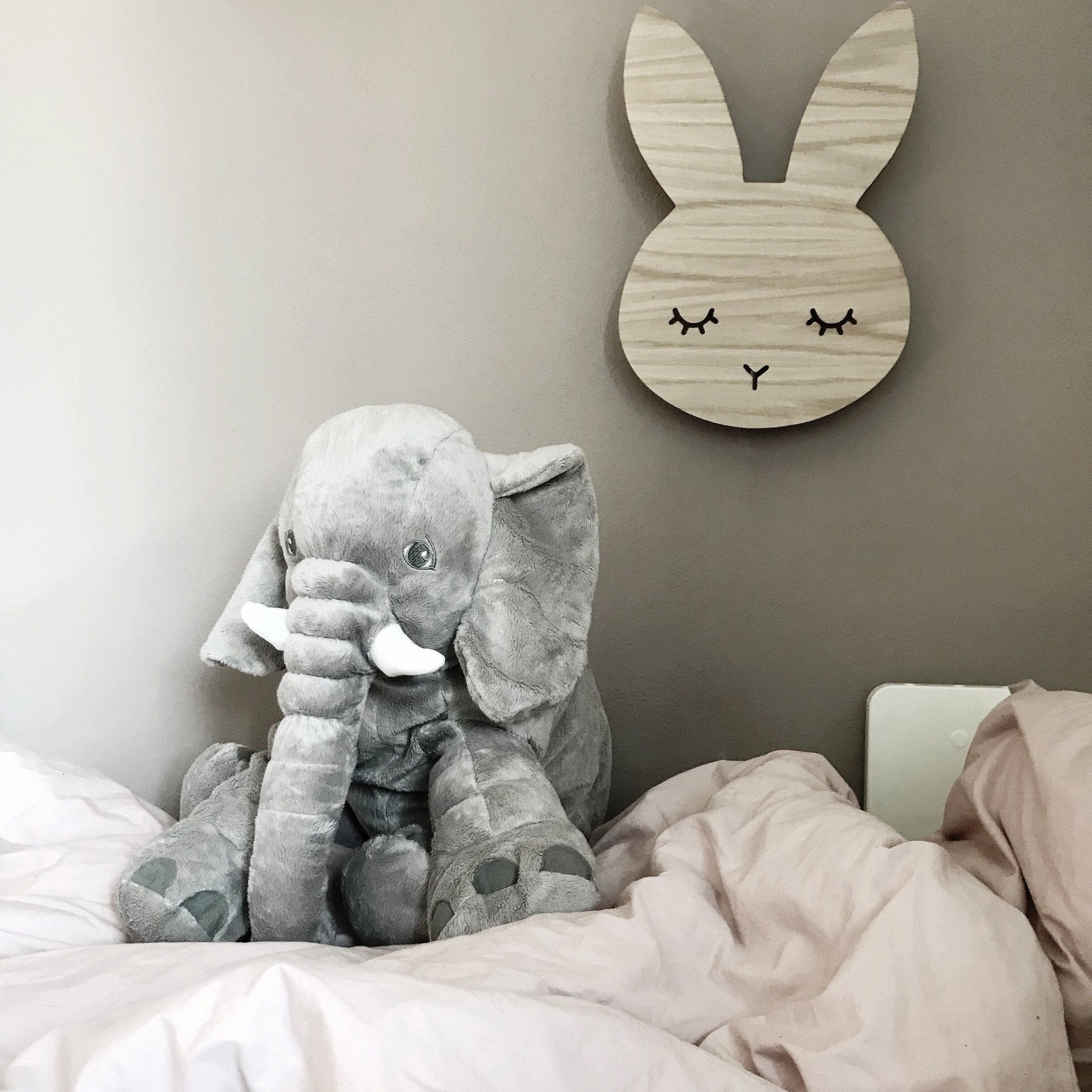 Dotyková nástěnná lampa MASELIVING Spící králíček dub | Stylové doplňky pro děti a ženy | Lavly.cz