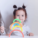 Dřevěná duha se zvířátky - Balanční hra PETIT COLLAGE | Stylové doplňky pro děti a ženy | Lavly.cz
