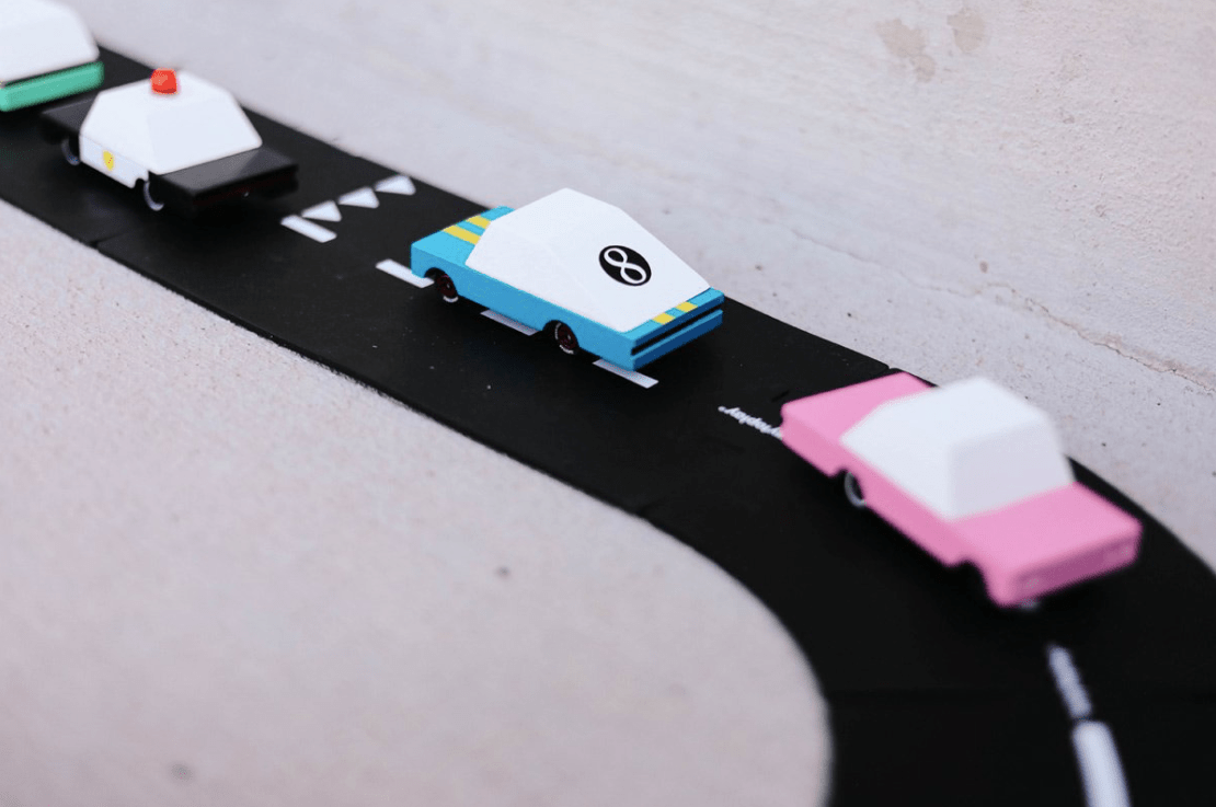 Dřevěné autíčko CANDYLAB Candycar Blue Racer 8 | Stylové doplňky pro děti a ženy | Lavly.cz