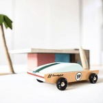 Dřevěné auto CANDYLAB The Ace | Stylové doplňky pro děti a ženy | Lavly.cz