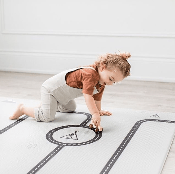 Hrací podložka LITTLE BOT Country Road + Triangle | Stylové doplňky pro děti a ženy | Lavly.cz