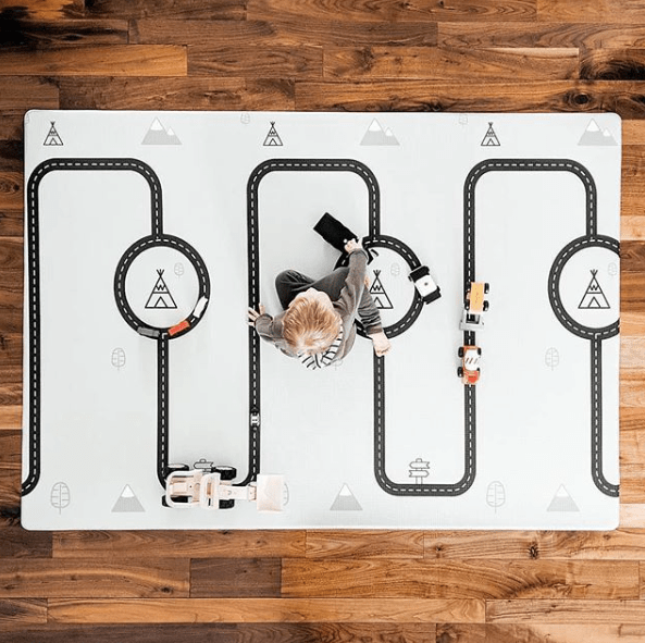 Hrací podložka LITTLE BOT Country Road + Triangle | Stylové doplňky pro děti a ženy | Lavly.cz