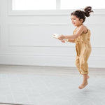 Hrací podložka LITTLE BOT Zen Line + Triangle | Stylové doplňky pro děti a ženy | Lavly.cz