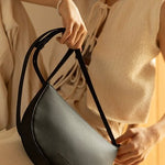 Kabelka MONK&ANNA Farou Half Moon Black | Stylové doplňky pro děti a ženy | Lavly.cz