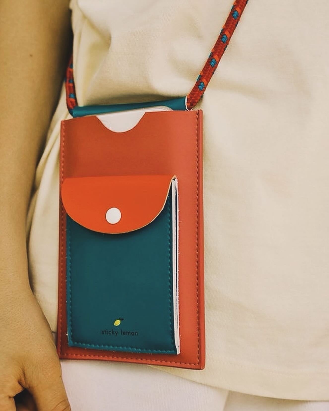 Kapsička na mobil STICKY LEMON Athletics Track | Stylové doplňky pro děti a ženy | Lavly.cz