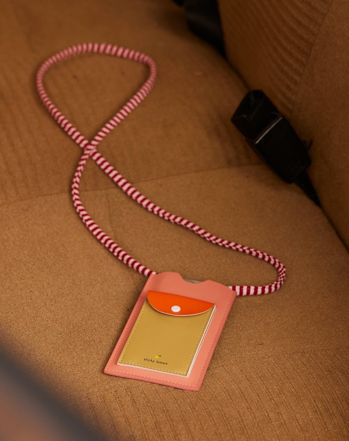 Kapsička na mobil STICKY LEMON Coral Pink | Stylové doplňky pro děti a ženy | Lavly.cz