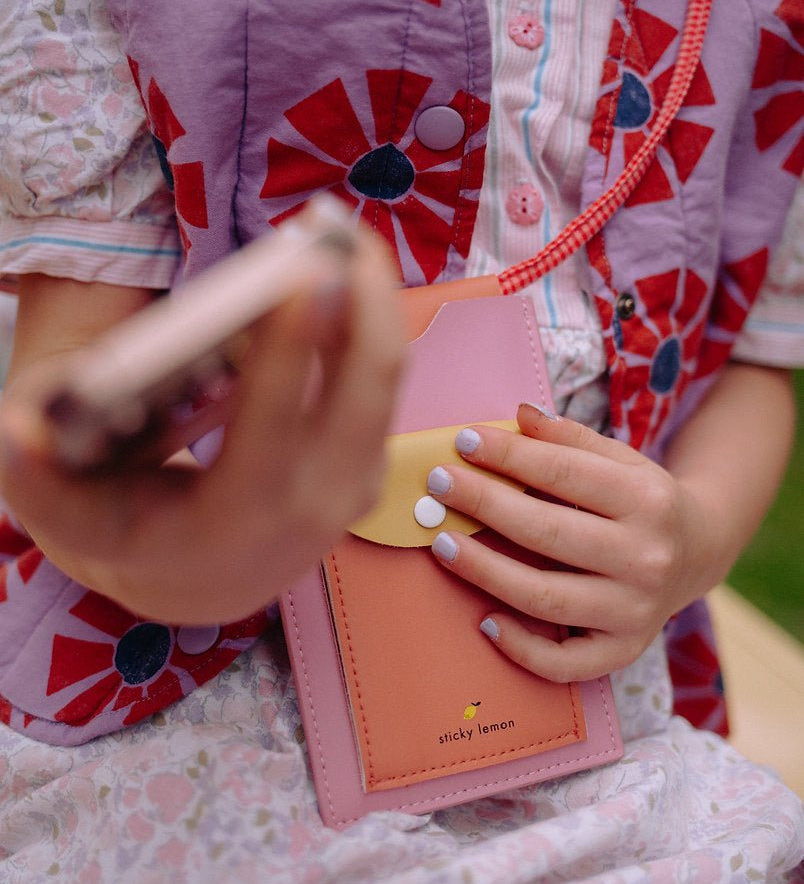 Kapsička na mobil STICKY LEMON Rosebay Pink | Lavly.cz