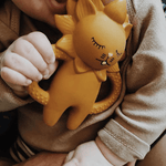 Kaučuková kousátka KONGES SLOJD | Stylové doplňky pro děti a ženy | Lavly.cz