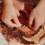 Knížka se samolepkami KONGES SLOJD Glam Me Up | Stylové doplňky pro děti a ženy | Lavly.cz