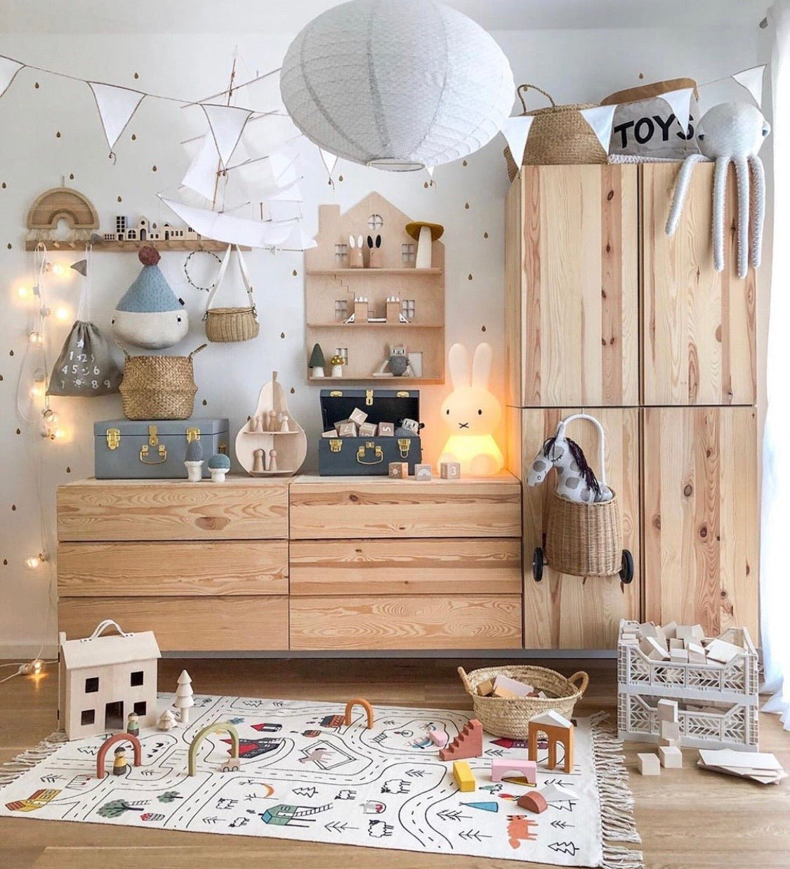 Koberec pro malé objevitele LAKALUK menší | Stylové doplňky pro děti a ženy | Lavly.cz