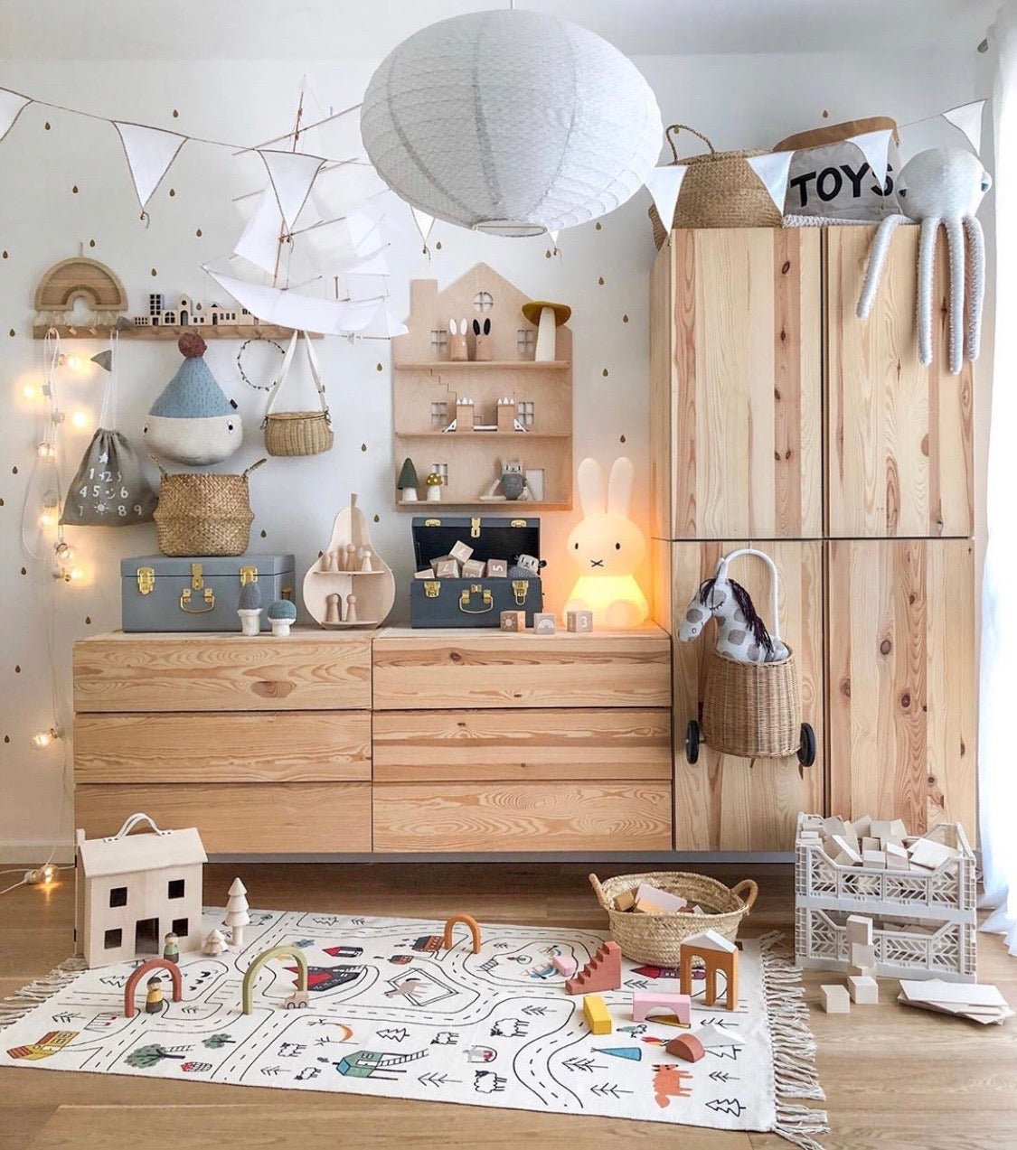 Koberec pro malé objevitele LAKALUK menší | Stylové doplňky pro děti a ženy | Lavly.cz