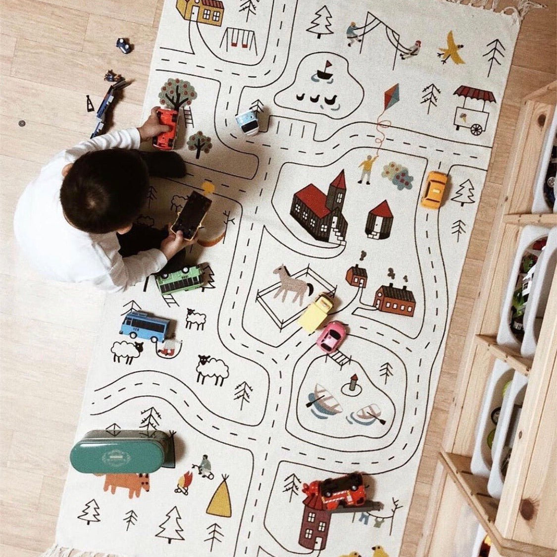 Koberec pro malé objevitele LAKALUK menší | Stylové doplňky pro děti a ženy | Lavly.cz