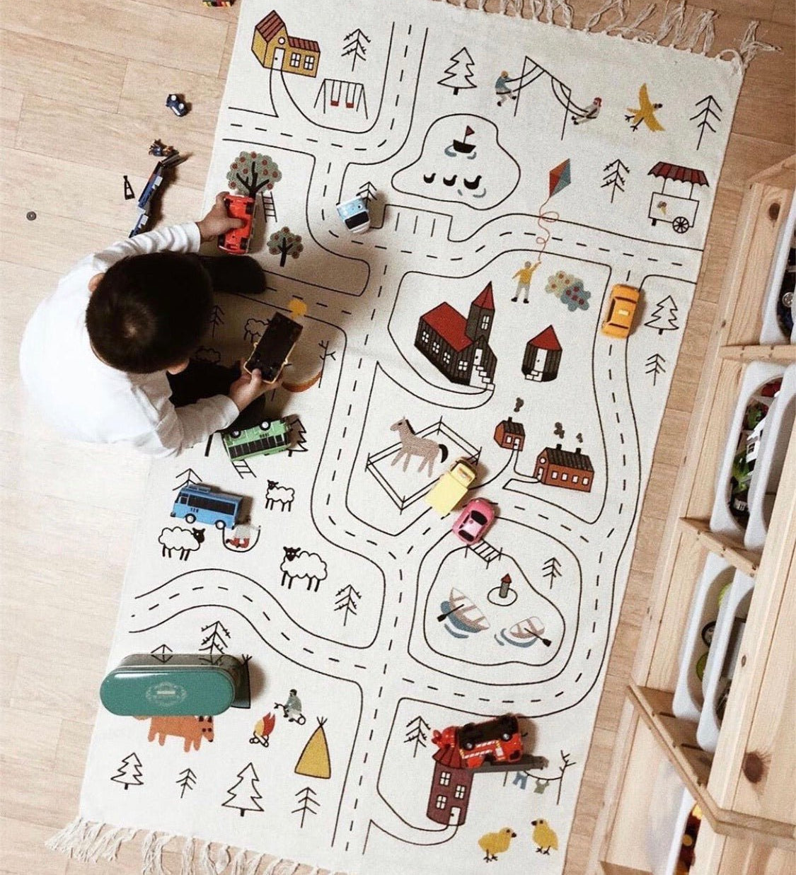 Koberec pro malé objevitele LAKALUK menší | Stylové doplňky pro děti a ženy | Lavly.cz