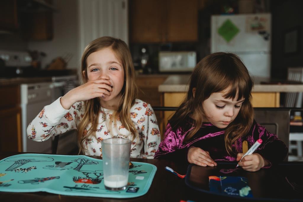Kreslicí podložka JAQ JAQ BIRD Na stavbě | Stylové doplňky pro děti a ženy | Lavly.cz