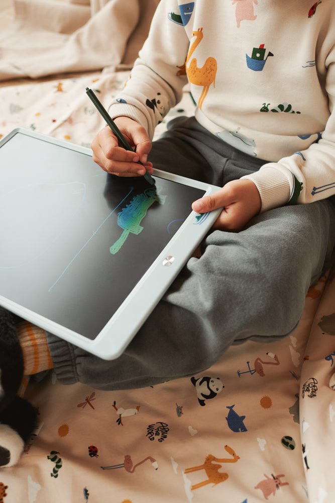 Kreslicí tablet LIEWOOD Zora 13,5" Croco / Dove Blue | Stylové doplňky pro děti a ženy | Lavly.cz