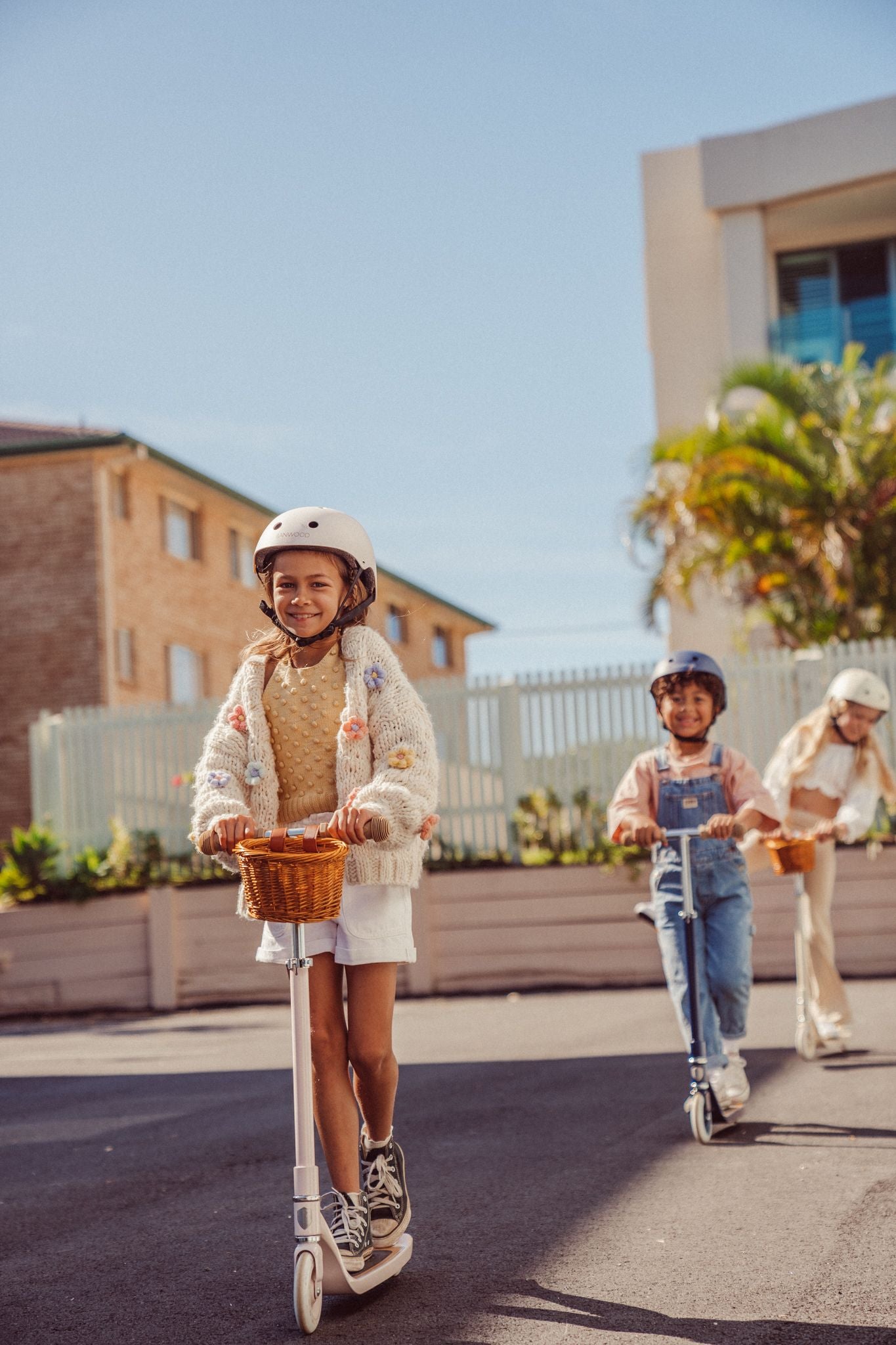 Maxi koloběžka s košíkem BANWOOD Pink | Stylové doplňky pro děti a ženy | Lavly.cz