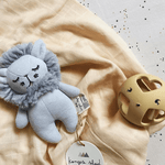 Měkké hračky / chrastítka KONGES SLOJD | Stylové doplňky pro děti a ženy | Lavly.cz