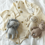 Měkké hračky / chrastítka KONGES SLOJD | Stylové doplňky pro děti a ženy | Lavly.cz