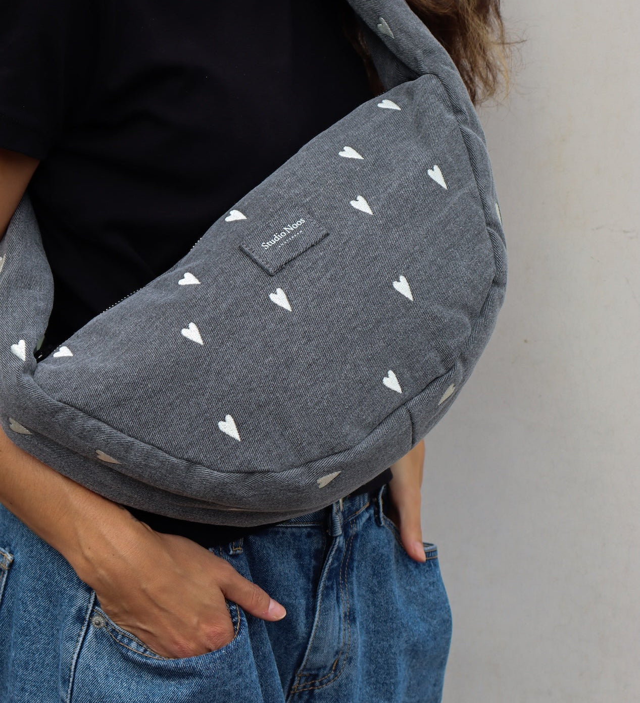 Mini crossbody taška STUDIO NOOS Grey Denim Hearts | Stylové doplňky pro děti a ženy | Lavly.cz